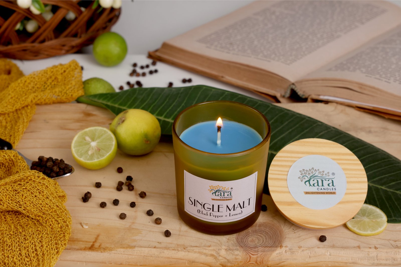 singlemalt-frosted-glass-jar-with-wooden-lid-dust-cover (1)